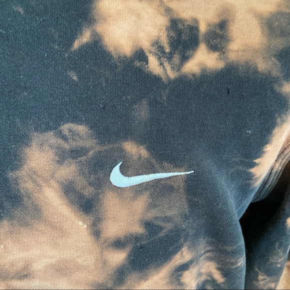 Bleach Dye Nike Sweater - Picture 2 of 3